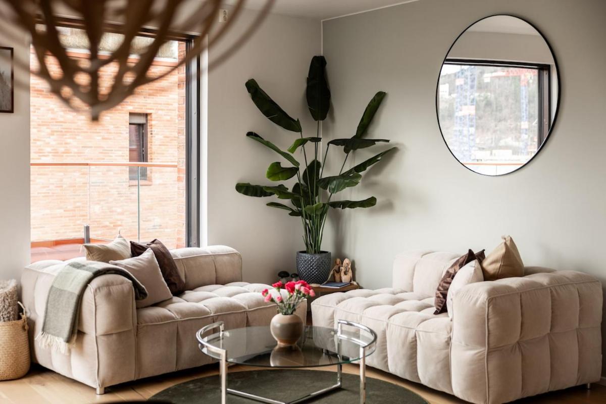 Folktale Apartment *